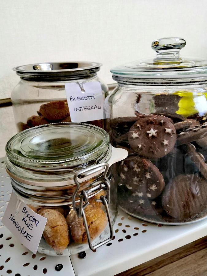 Hotel Iride Suite & Breakfast- Ideale Per Famiglie E Coppie Riccione Exterior foto
